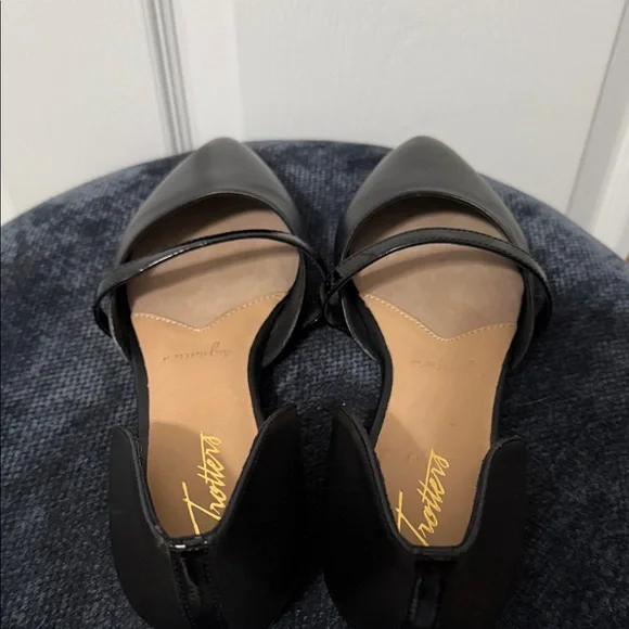 Trotters Emory Flats Size 8.5 - Picture 4 of 5